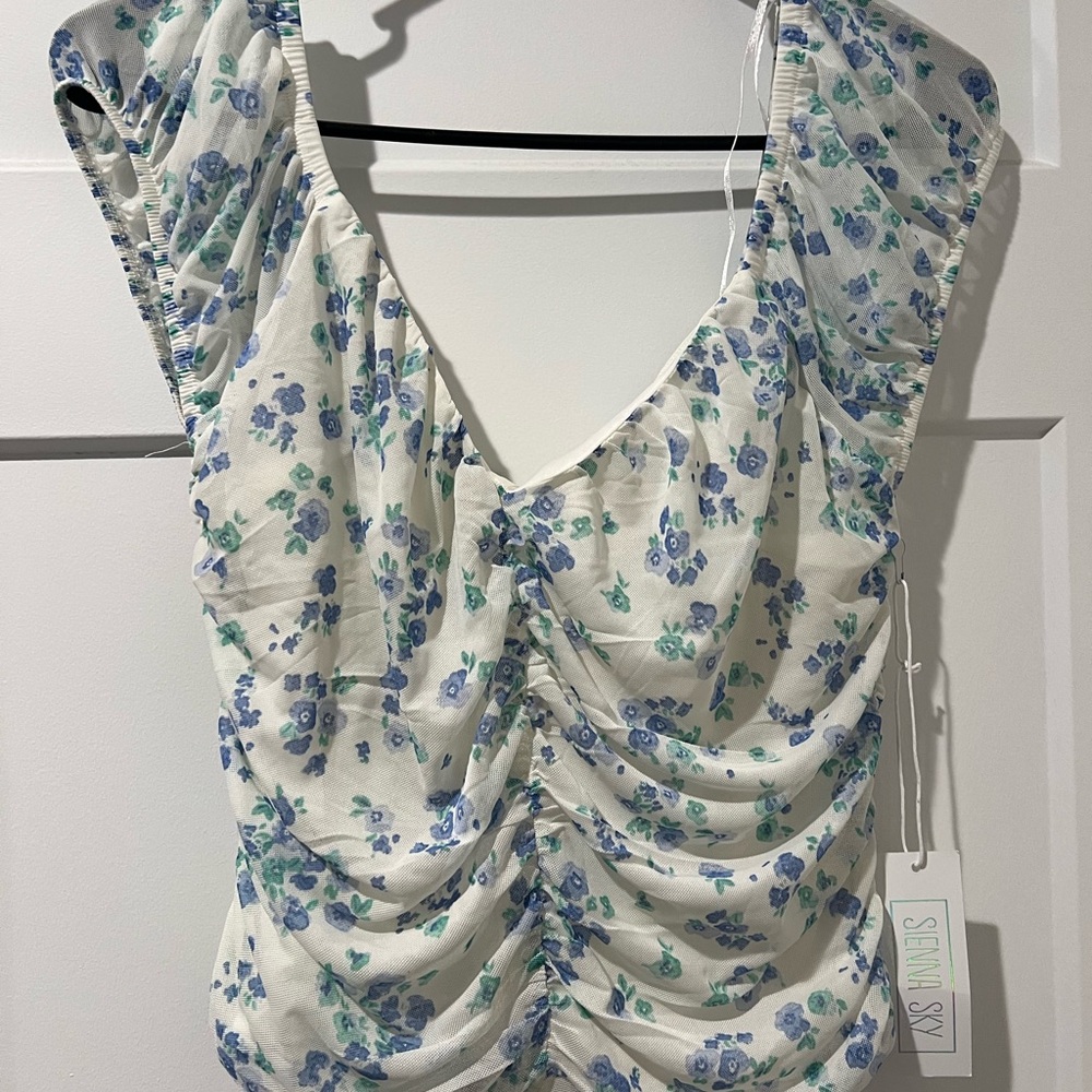 Sienna Sky Blue Floral Ruched Blouse (teens large)